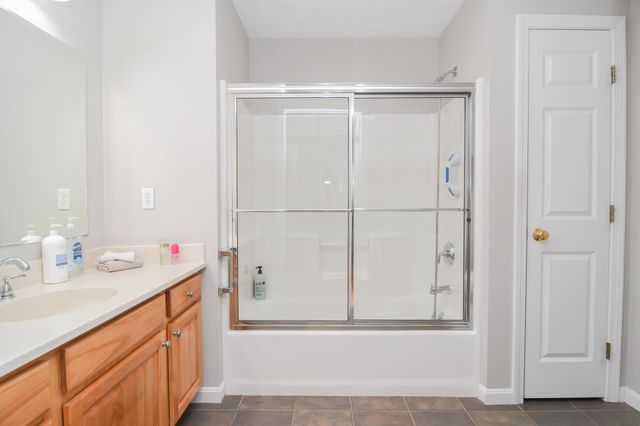 46 Hadleigh Road, Windham, NH 03087