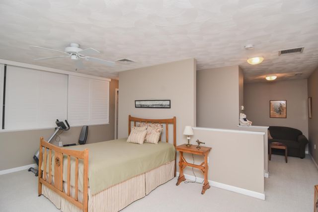 46 Hadleigh Road, Windham, NH 03087