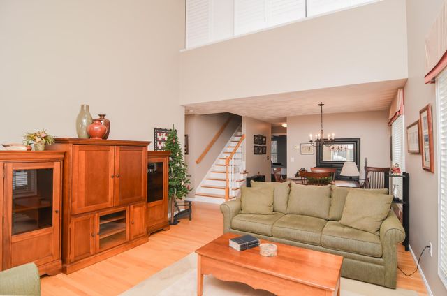 46 Hadleigh Road, Windham, NH 03087