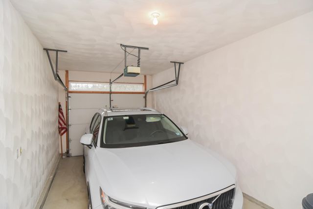 46 Hadleigh Road, Windham, NH 03087