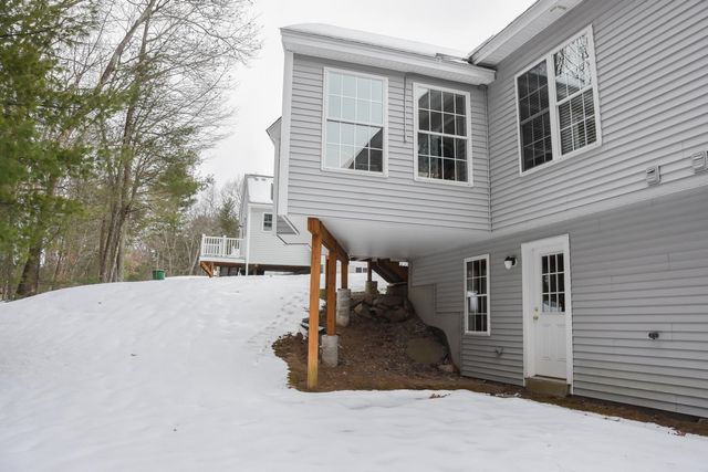 46 Hadleigh Road, Windham, NH 03087