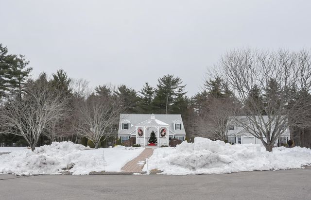 46 Hadleigh Road, Windham, NH 03087