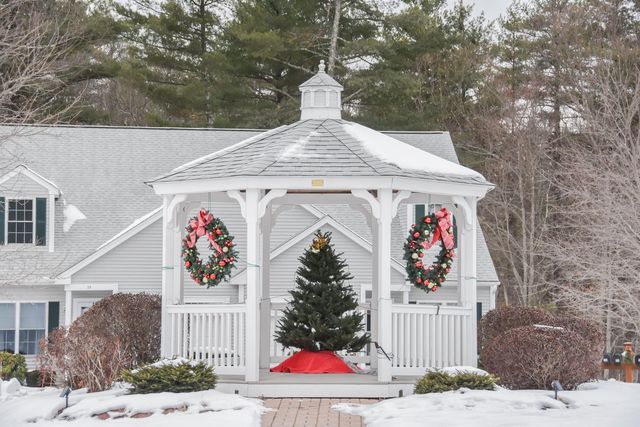 46 Hadleigh Road, Windham, NH 03087