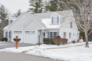46 Hadleigh Road, Windham, NH 03087