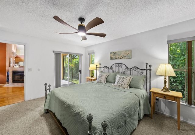 8601 TWIN FARMS PL, Tampa, FL 33635
