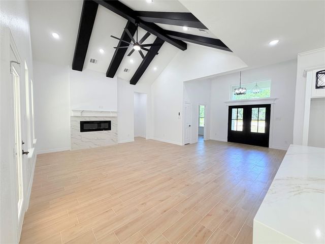 1611 Road 6604, Dayton, TX 77535