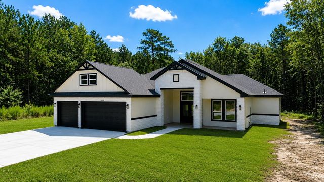 1611 Road 6604, Dayton, TX 77535