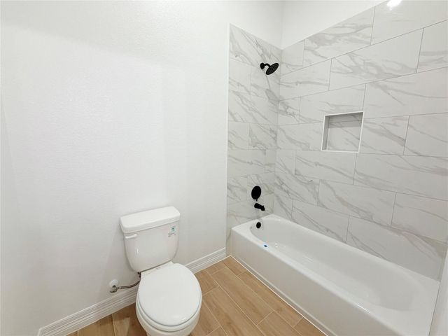 1611 Road 6604, Dayton, TX 77535