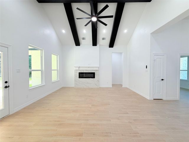 1611 Road 6604, Dayton, TX 77535