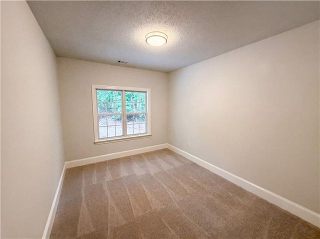 125 Farr Lake Drive, Tyrone, GA 30290