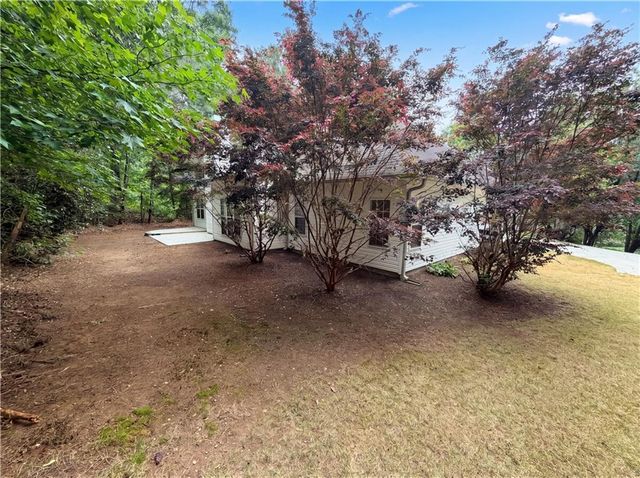 125 Farr Lake Drive, Tyrone, GA 30290