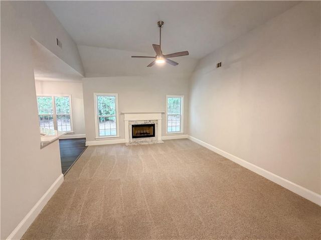 125 Farr Lake Drive, Tyrone, GA 30290