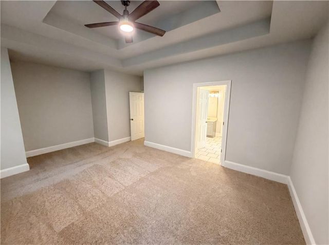125 Farr Lake Drive, Tyrone, GA 30290