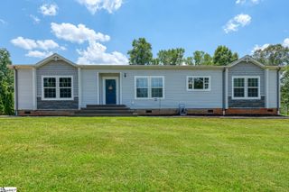 39 Gibson Road, Greenville, SC 29617