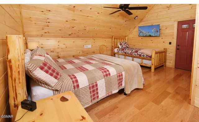 124 White Oak Resort Way, Gatlinburg, TN 37738
