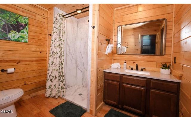 124 White Oak Resort Way, Gatlinburg, TN 37738