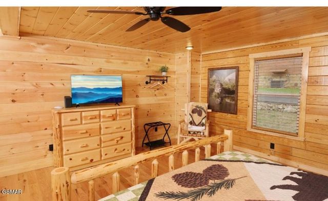 124 White Oak Resort Way, Gatlinburg, TN 37738