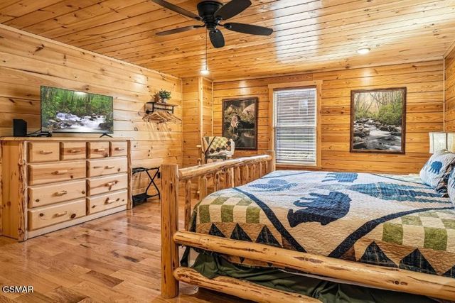 124 White Oak Resort Way, Gatlinburg, TN 37738