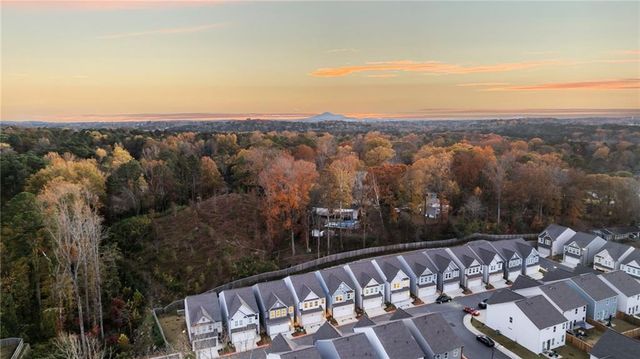 706 Smokey Quartz Way, Kennesaw, GA 30144