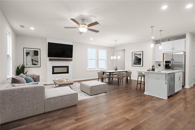 706 Smokey Quartz Way, Kennesaw, GA 30144