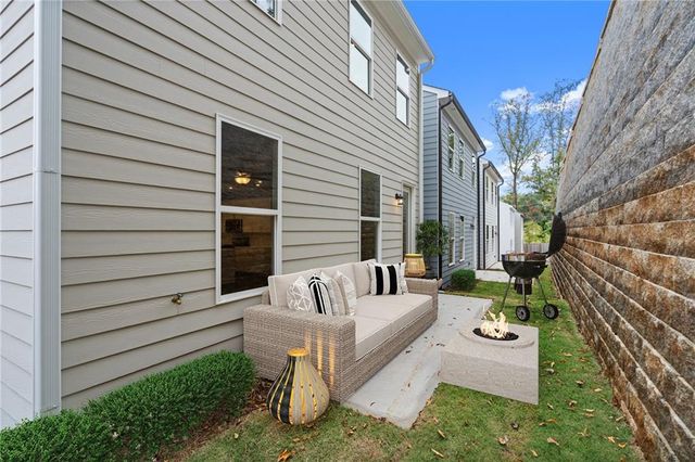 706 Smokey Quartz Way, Kennesaw, GA 30144