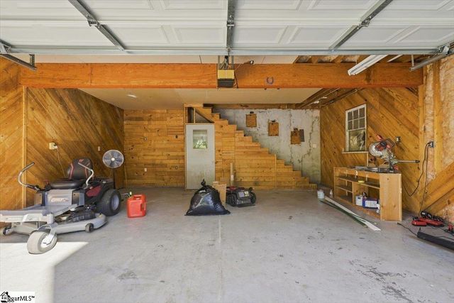 301 Mountain View Court, Greenville, SC 29611