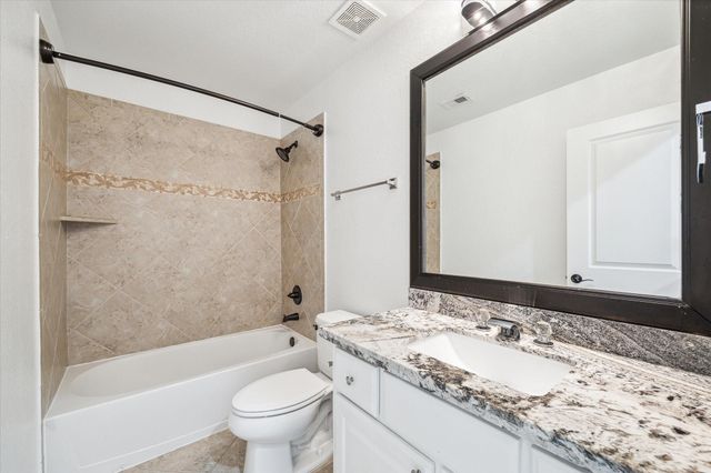 19 Sanctuary Trail, Missouri City, TX 77459