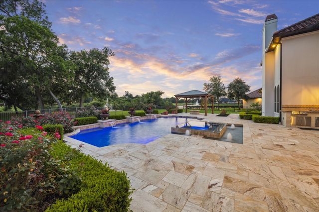 19 Sanctuary Trail, Missouri City, TX 77459
