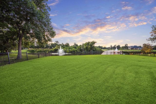19 Sanctuary Trail, Missouri City, TX 77459