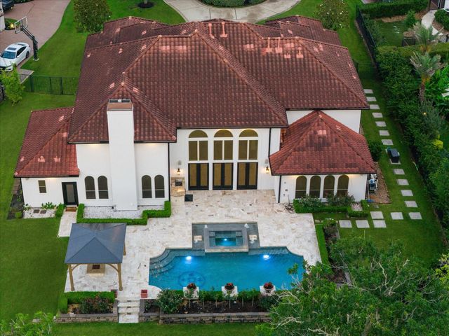 19 Sanctuary Trail, Missouri City, TX 77459