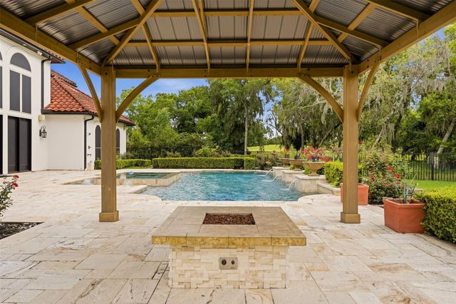 19 Sanctuary Trail, Missouri City, TX 77459