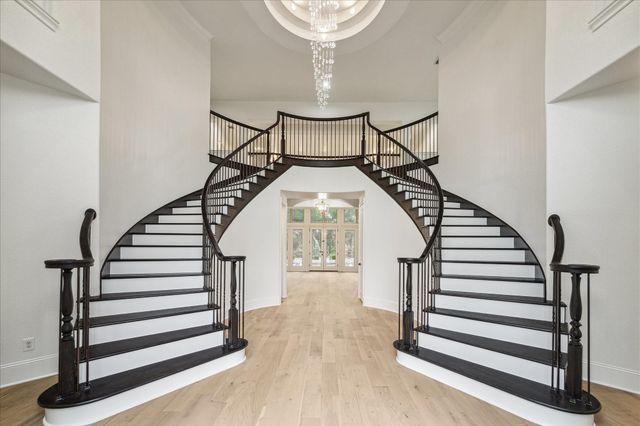 19 Sanctuary Trail, Missouri City, TX 77459