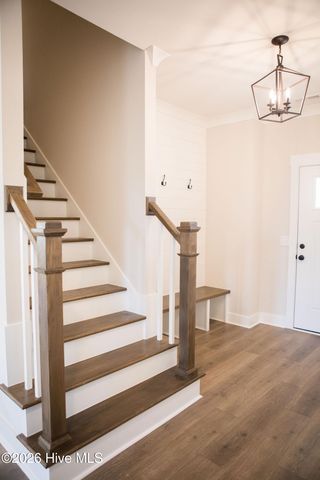 504 Pointe Drive, La Grange, NC 28551