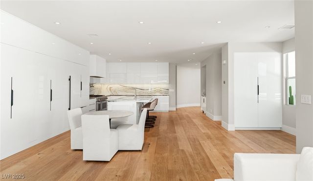 11453 Glowing Sunset Lane, Las Vegas, NV 89135