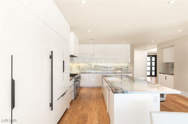 11453 Glowing Sunset Lane, Las Vegas, NV 89135