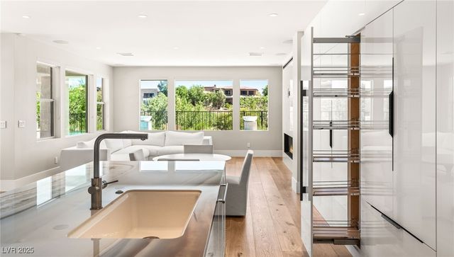 11453 Glowing Sunset Lane, Las Vegas, NV 89135