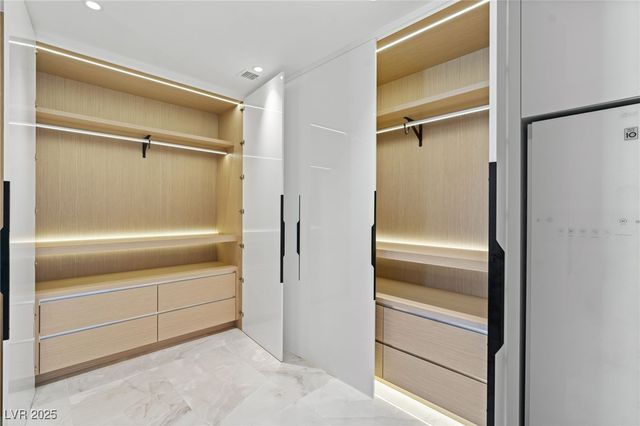 11453 Glowing Sunset Lane, Las Vegas, NV 89135