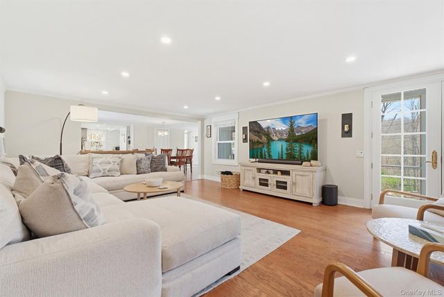 11 Crafts Road, Carmel, NY 10512