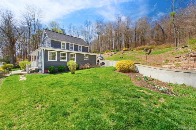 11 Crafts Road, Carmel, NY 10512