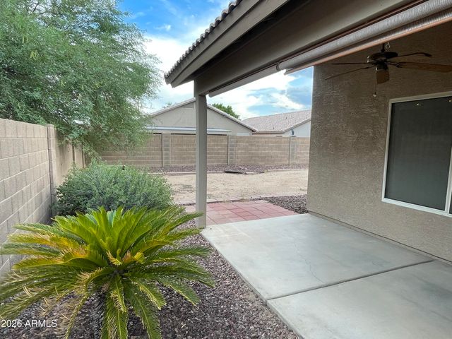2311 E KELTON Lane, Phoenix, AZ 85022