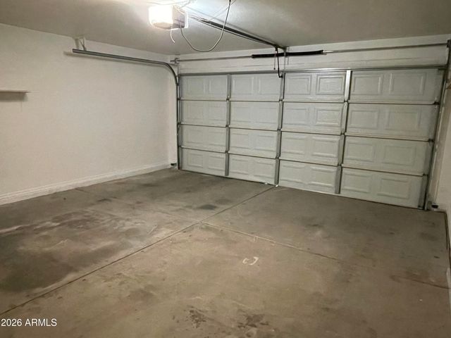 2311 E KELTON Lane, Phoenix, AZ 85022