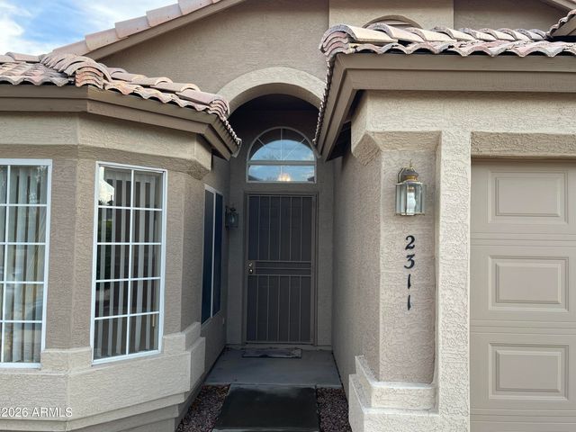 2311 E KELTON Lane, Phoenix, AZ 85022