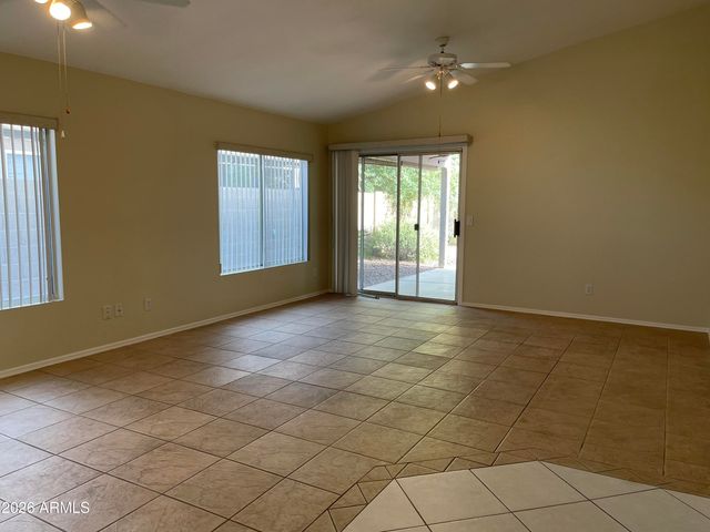 2311 E KELTON Lane, Phoenix, AZ 85022