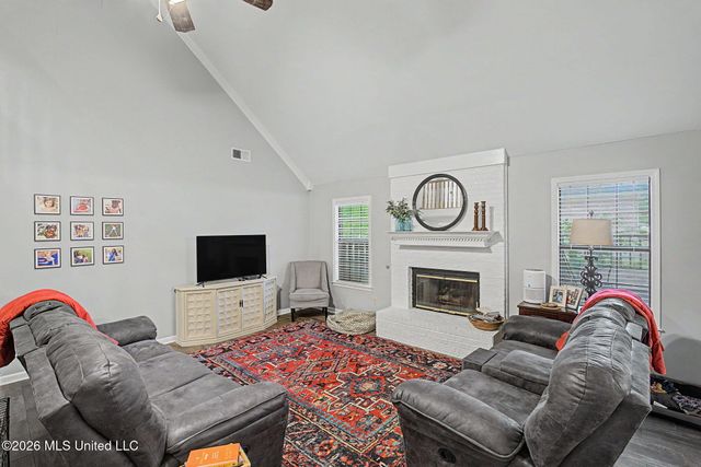 2601 Birch Island Drive, Nesbit, MS 38651