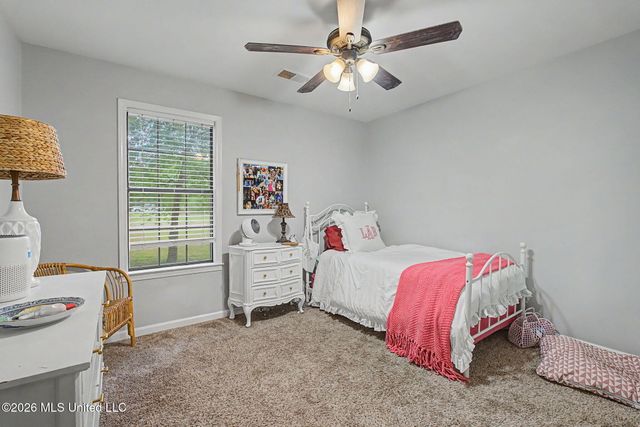 2601 Birch Island Drive, Nesbit, MS 38651