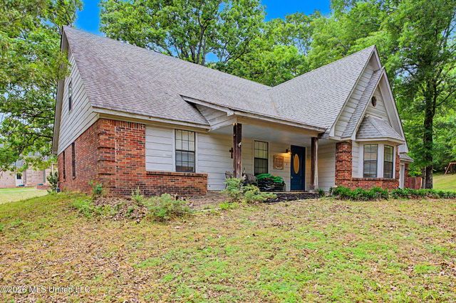 2601 Birch Island Drive, Nesbit, MS 38651