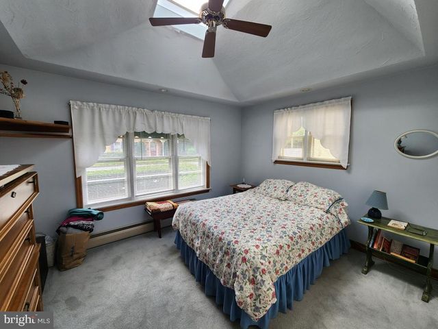 341 N BROAD ST, Lititz, PA 17543