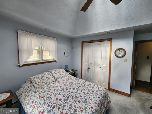 341 N BROAD ST, Lititz, PA 17543
