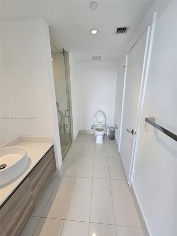 121 NE 34 ST 2511, Miami, FL 33137