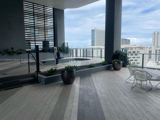 121 NE 34 ST 2511, Miami, FL 33137